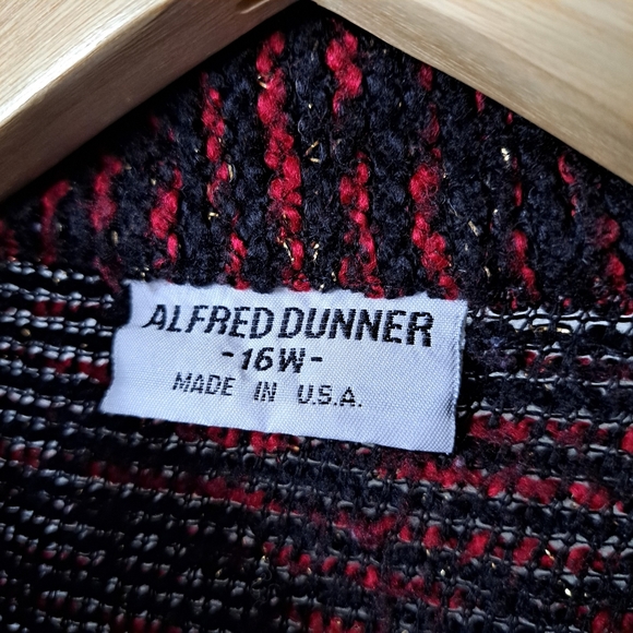 Alfred Dunner |Red, black, gold metallic tweed knit women jacket & shoulder pads - Picture 10 of 12